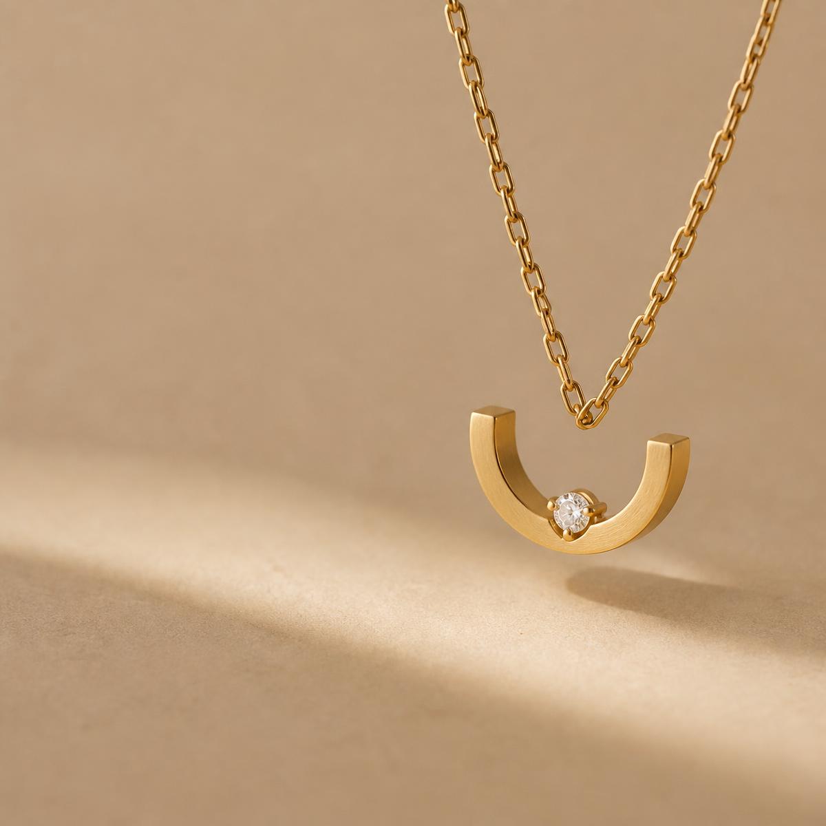 Yom — Pendentif quotidien de la collection Or HaGanouz